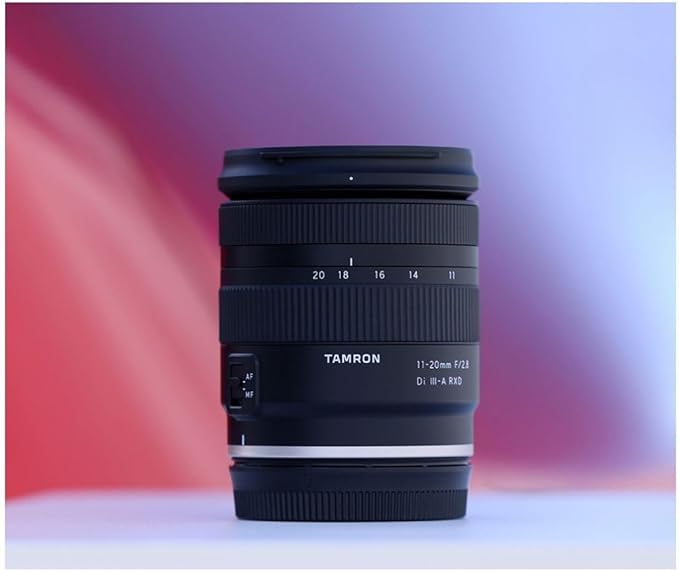 Tamron 11-20 mm F/2.8 Di III-A RXD RF APS-C