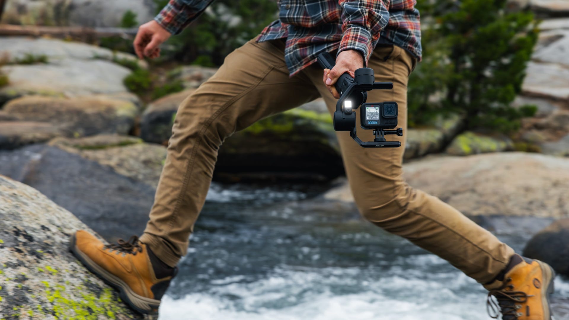 Fluid Pro AI - Multi-Device Gimbal Stabilizer With AI Tracking