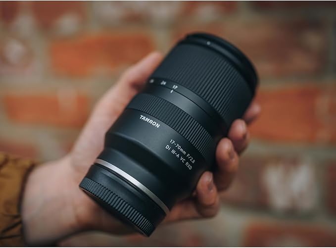 Tamron Lente 17-70mm f/2.8 Di III-A VC RXD para câmeras Sony E APS-C Mirrorless preta