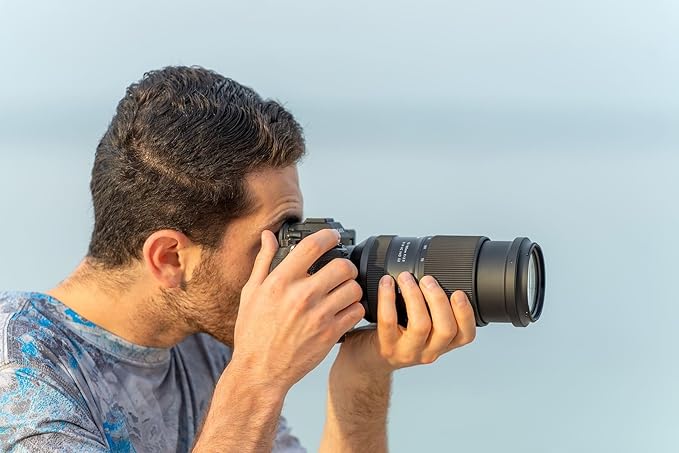 Tamron 70-180 mm F/2.8 Di III VC VXD G2 para câmeras Sony E-Mount Full