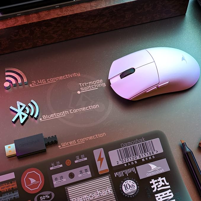 Darmoshark Mouse Para Jogos Sem Fio M3, Tri-Mode 2.4G/Usb-C/Bluetooth Mouse Até 26000Dpi, Sensor Óptico Paw3395, Peso Leve De 58G, 8 Botões Programáveis, Duração Da Bateria De 500Mah, Branco