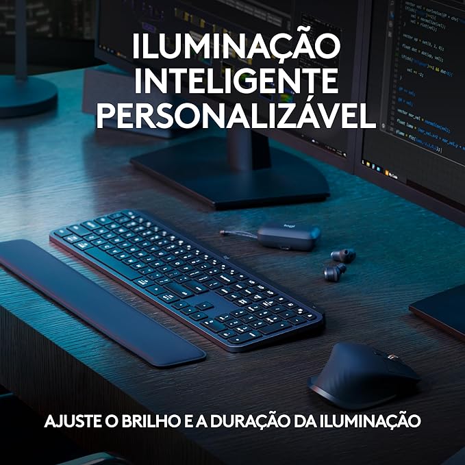 Teclado sem fio Logitech MX Keys S com Clique Silencioso, Teclas Programáveis, Iluminação Inteligente, Conexão Bluetooth ou Receptor USB Logi Bolt e Bateria Recarregável - Grafite