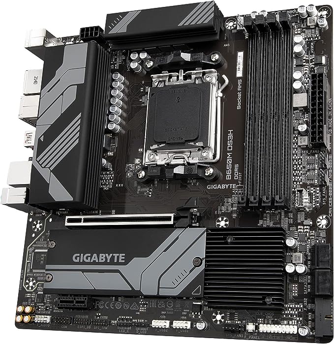 GIGABYTE B650M DS3H (AM5/ LGA 1718/ AMD/ B650/ Micro ATX/Garantia de 5 anos/ DDR5/ PCIe 4.0 M.2/ PCIe 4.0/ USB 3.2 Gen2X2 Tipo-C/2,5GbE LAN/Placa-mãe)