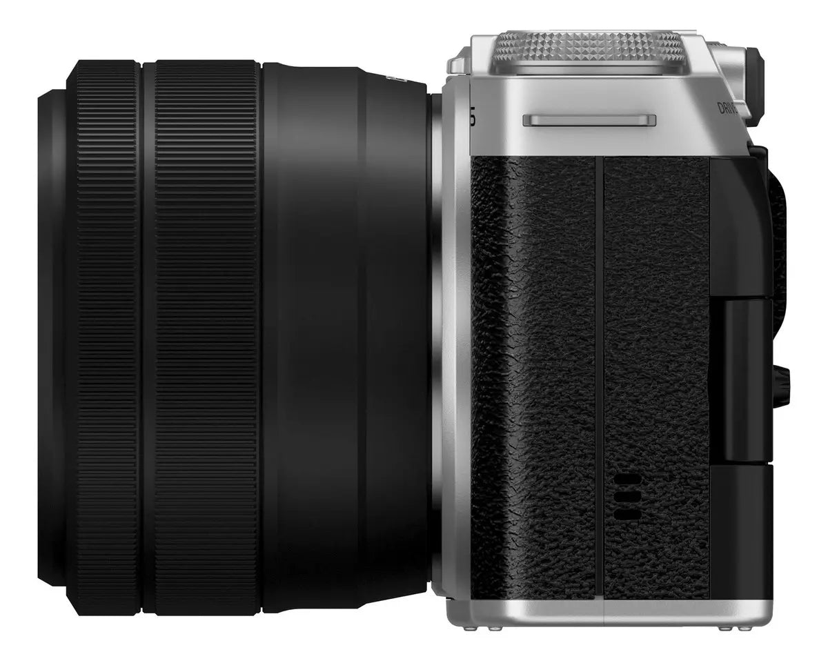Câmera Fujifilm X-m5 Mirrorless Prata + Lente 15-45mm Cor Prateado